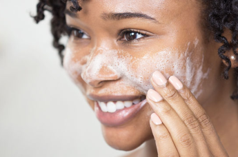 21667_garnier_skin_care_face_washes_for_acne_prone_skin_v3_nw